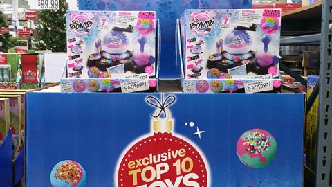 BJ's So Bomb DIY 'Top 10 Toys' Pallet Display