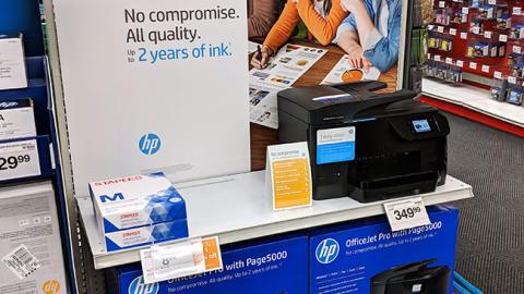 HP OfficeJet Pro with Page5000 Staples Endcap